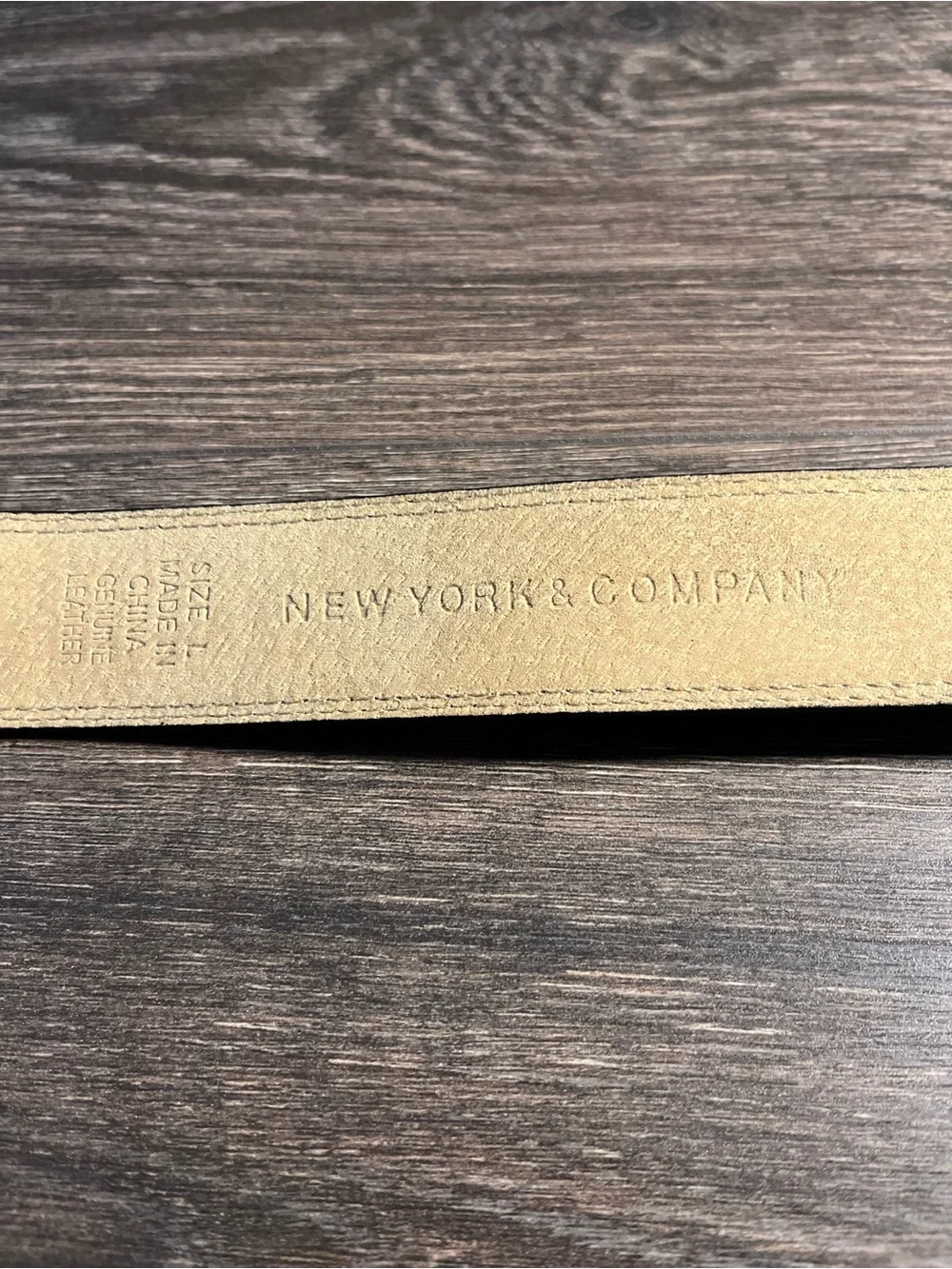 New York & Company Women’s Black Genuine Leather Belt Size L Glossy Statement Bu